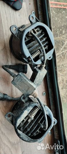 Продам LED противотуманки от гранты fl