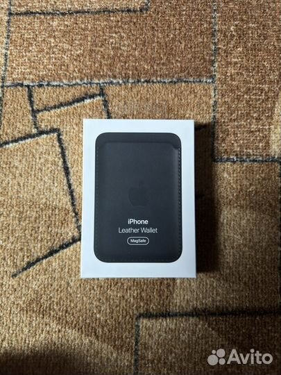 Чехол-бумажник Apple MagSafe