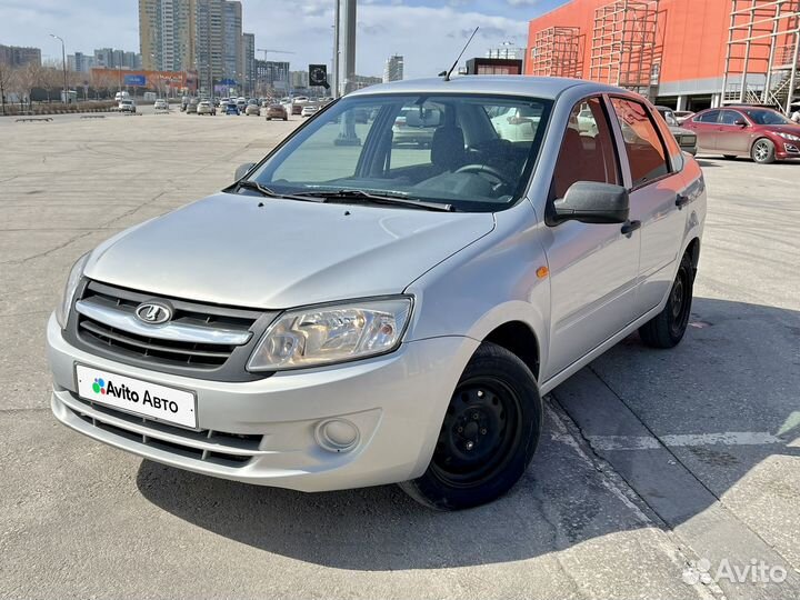 LADA Granta 1.6 AT, 2014, 136 103 км