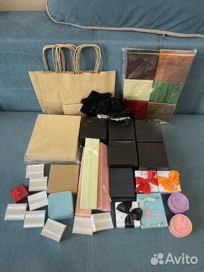 Подарочные коробки