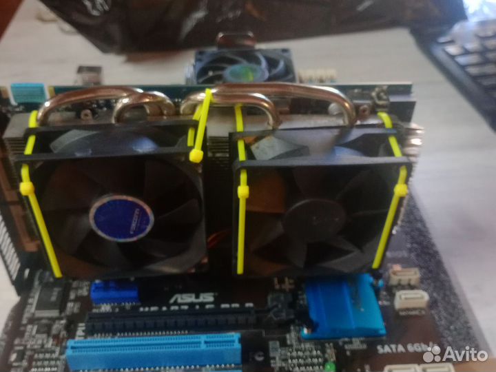 Материнская плата