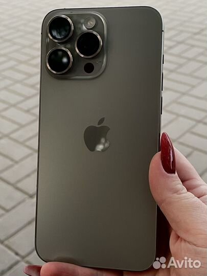 iPhone 15 Pro Max, 256 ГБ