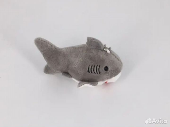 Плюшевая акула