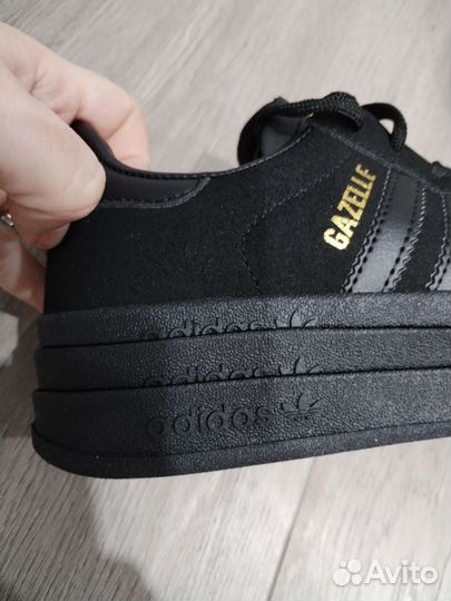 Кроссовки женские adidas