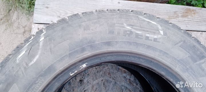 Pirelli Ice Zero 185/70 R14