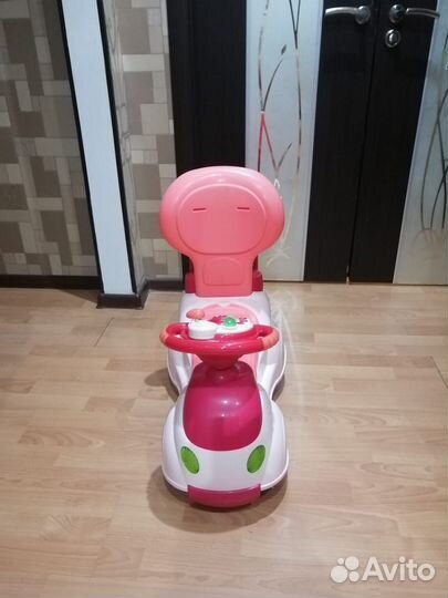 Машинка-каталка chicco