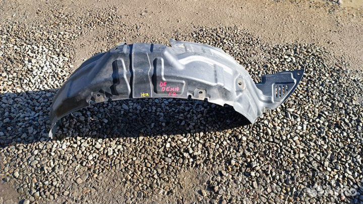 Подкрылок передний правый Mazda Demio DE3FS DE5FS