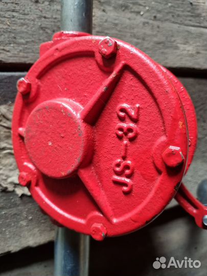 Ручной насос для перекачки масла из бочки