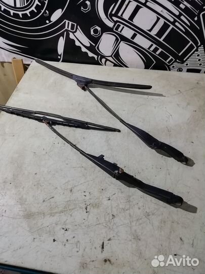 Поводки стеклоочистителя BMW 5 Е34