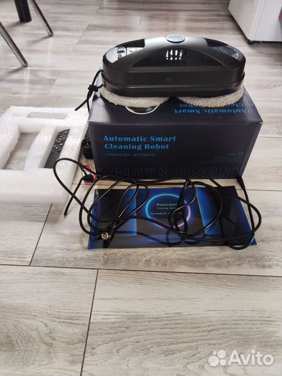 Робот мойщик окон