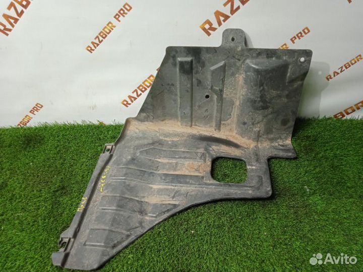 Защита двигателя правая Chevrolet Lacetti J200