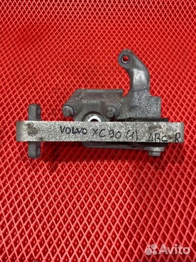 Опора двигателя правая Volvo Xc90 L A2 D4204T23