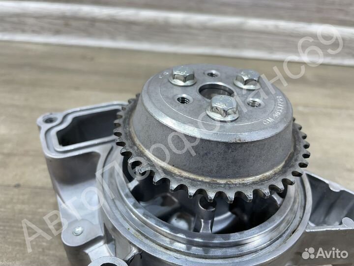 Насос водяной (помпа) Captiva Antara Astra Zafira