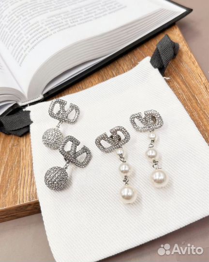 Серьги valentino