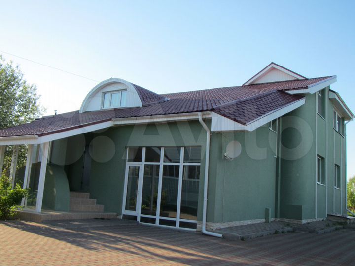 Коттедж 460 м² на участке 33 сот.