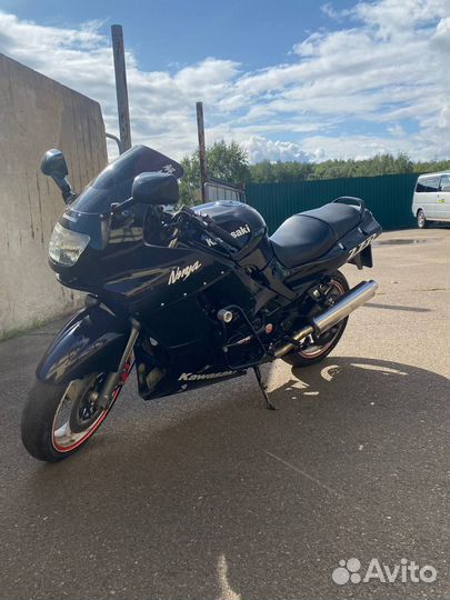 Kawasaki ZZR 400-2