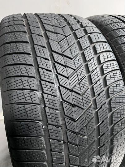 Pirelli Scorpion Winter 295/30 R22