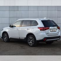 Mitsubishi Outlander 2.0 CVT, 2018, 137 311 км, с пробегом, цена 2 099 000 руб.