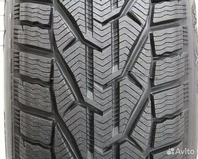 Kormoran SUV Snow 275/45 R20 110V