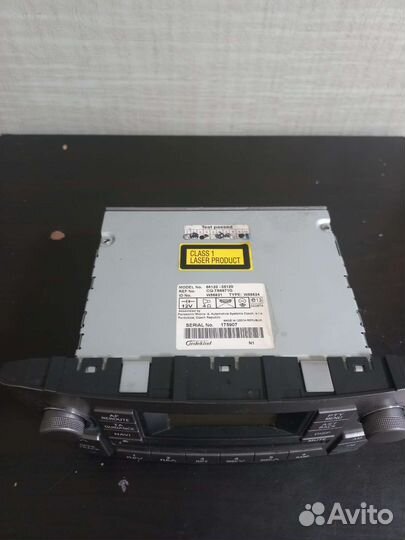 Штатный магнитофон Toyota Avensis T250