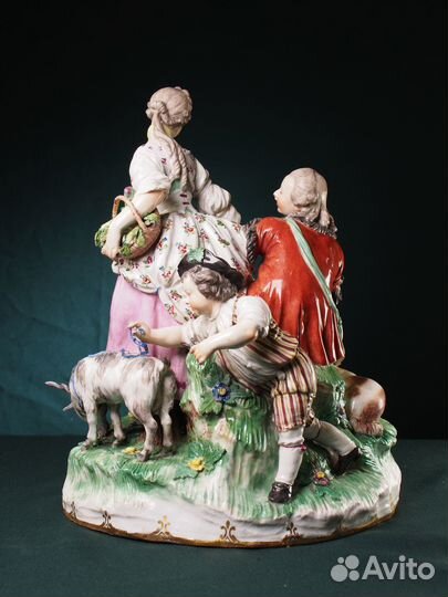 Фарфоровая композиция 