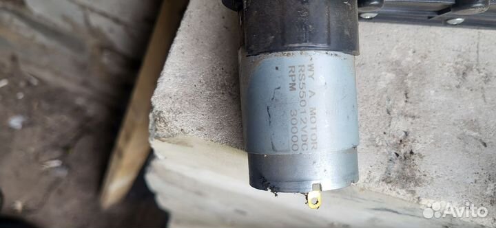 Детский электромобиль бу