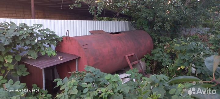 Емкость для воды металлическая бу