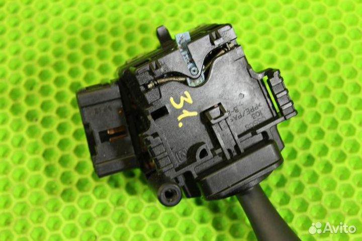 Подрулевой переключатель Toyota Corolla ZZE121