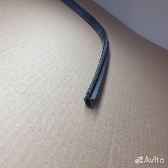 Уплотнитель двери (нижний) для посудомоечной машин
