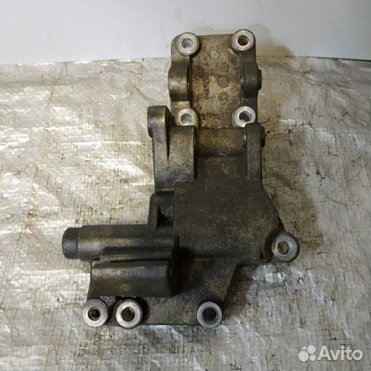 Кронштеин гидроусилителя Mitsubishi lancer 10