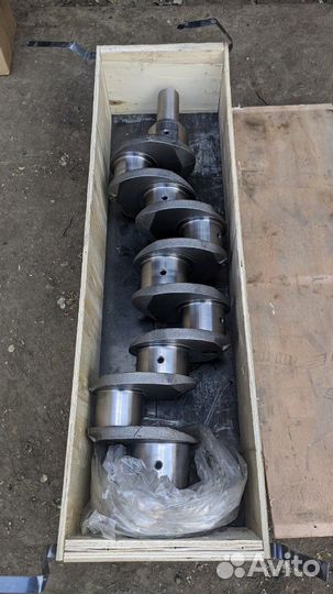 Коленвал юмз новый