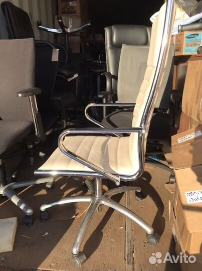 Компьютерное кресло руков. Sitland (нат.кож) Italy