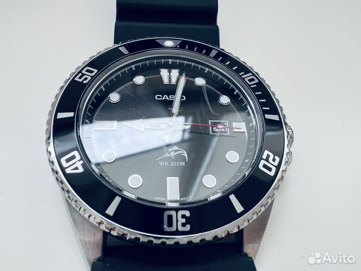 Часы Casio MeV-106 водозащита 200м