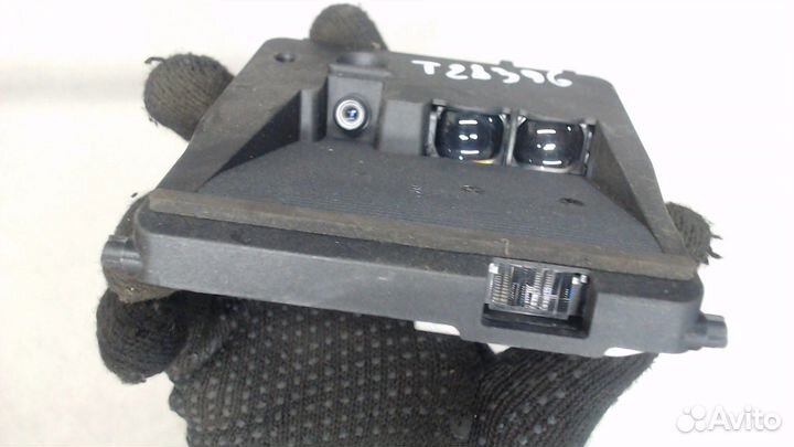 Камера переднего вида Toyota Auris E18 2012, 2017