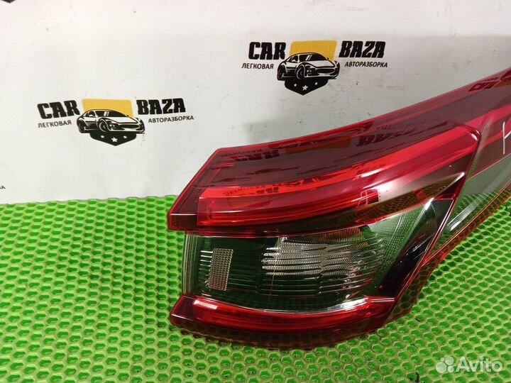 Фонарь задний наружный правый R Nissan Qashqai