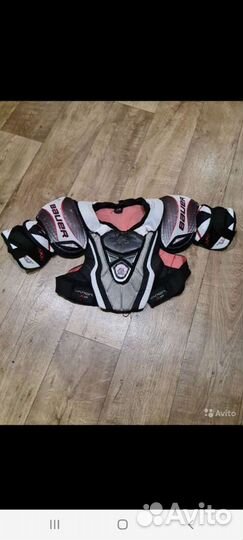 Нагрудник хоккейный