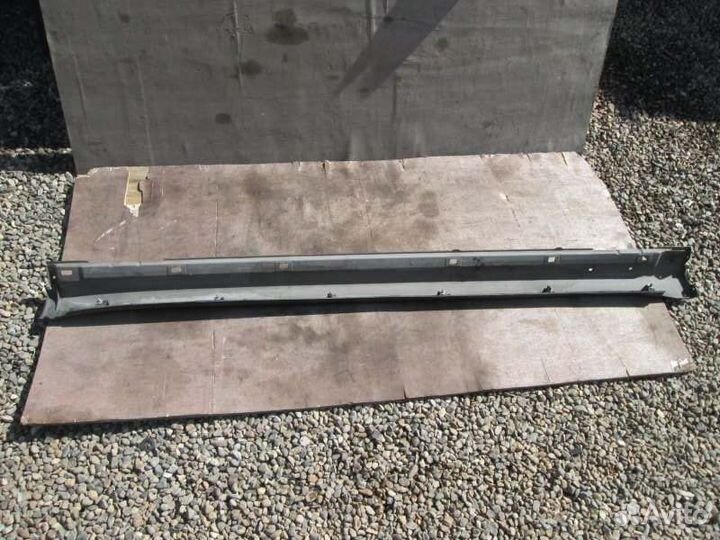 Порог пластиковый правый Subaru Legacy BP5 EJ204