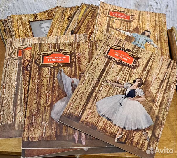 Набор брошюр