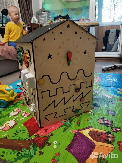 Бизиборд домик большой