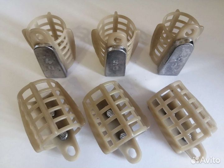 Кормушка фидерная