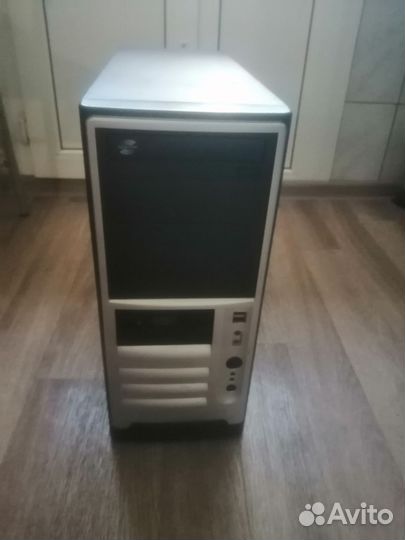 Компьютер системный блок