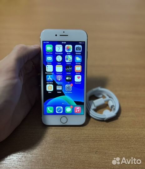 iPhone 7, 32 ГБ