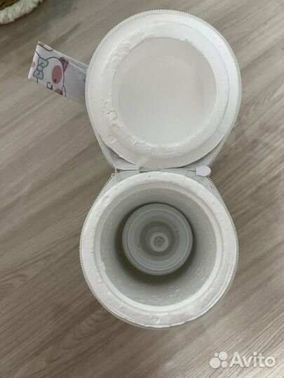 Молокоотсос Avent ручной и бутылочка с термосумкой