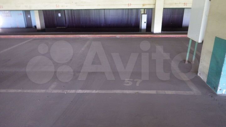 Машиноместо, 13 м²