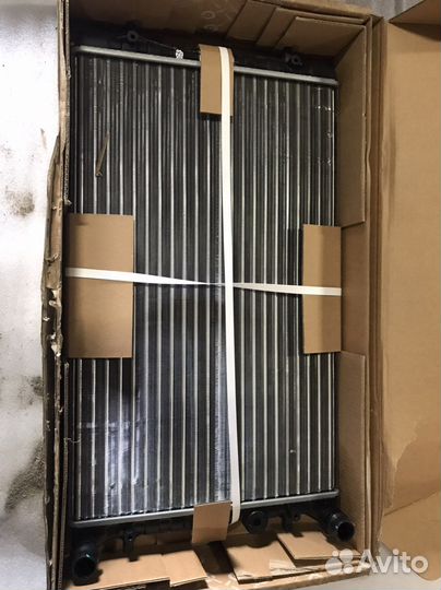 Радиатор основной Skoda Octavia