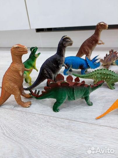 Фигурки динозавров 18 штук