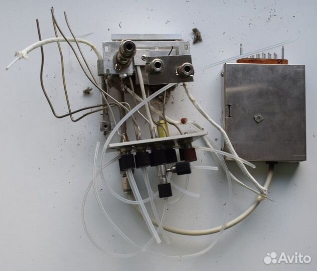 Запчасть для хроматографа и колонки