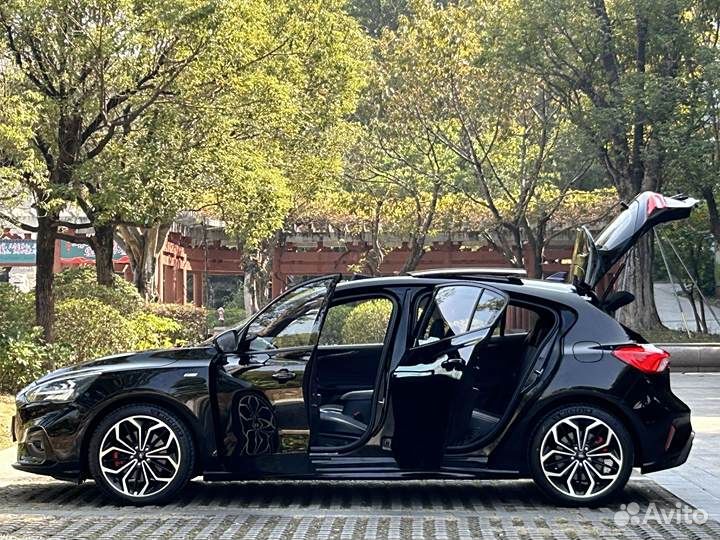 Ford Focus 1.5 AT, 2022, 24 510 км