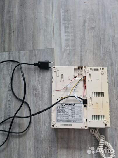 Видеодомофон commax DPV-4HP