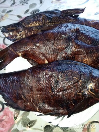 Копченый лещ, карась